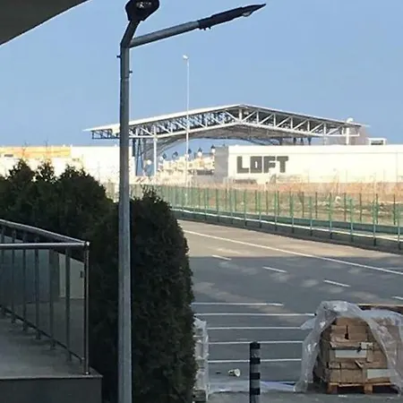 G&g Loft Summerland